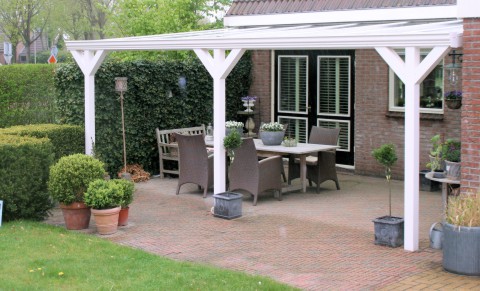 Terrassendach aus Aluminium